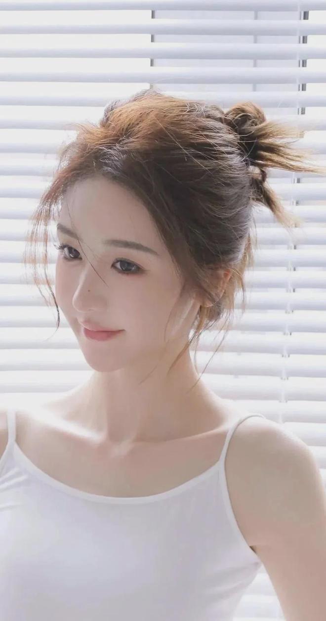 服V61912 - 说IT资讯网OG真人平台美女的jj安卓体