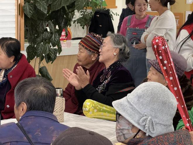 是C位我们负责点赞!OG真人游戏今天爸妈(图3) 是C位我们负责点赞!OG真人游戏今天爸妈(图3)