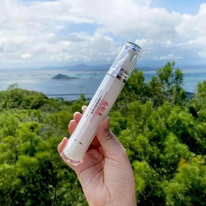 致眼袋?全能国货眼霜分享闭眼不踩雷OG网站眼霜那个牌子的去眼纹和紧(图5) 致眼袋?全能国货眼霜分享闭眼不踩雷OG网站眼霜那个牌子的去眼纹和紧(图5)